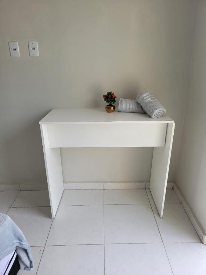 Sobrado 4 Amplo E Confortavel Em Condominio Корумба Екстериор снимка